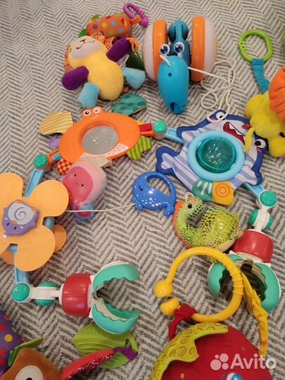 Развивающие игрушки пакетом