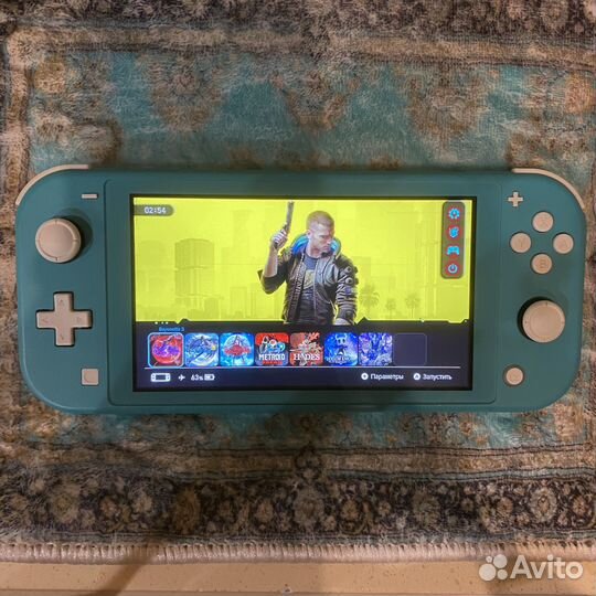 Nintendo Switch Lite (чипованная)