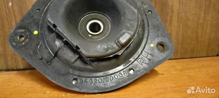 Опора переднего амортизатора Nissan Qashqai