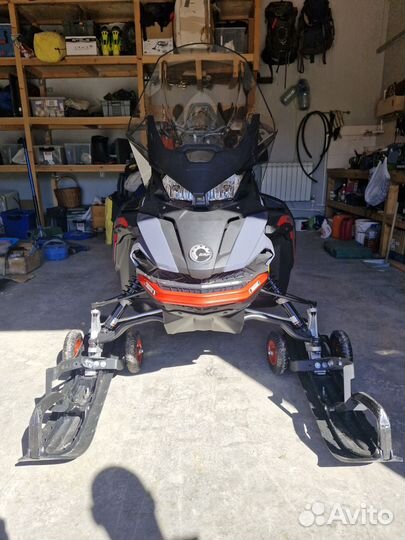 BRP lynx commander 900 ACE 2022MY