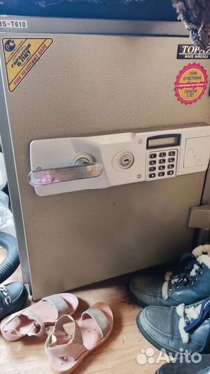 Сейф огнестойкий topaz bs t610