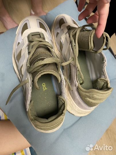Кроссовки adidas