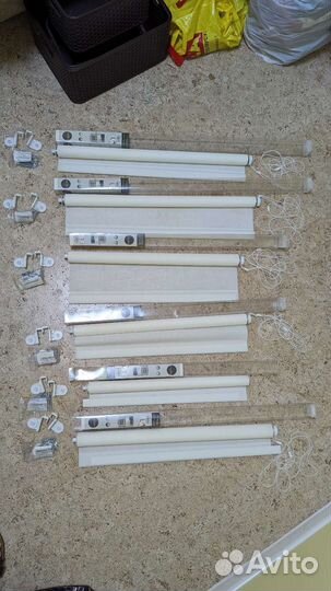 Рулонные шторы Inspire разные