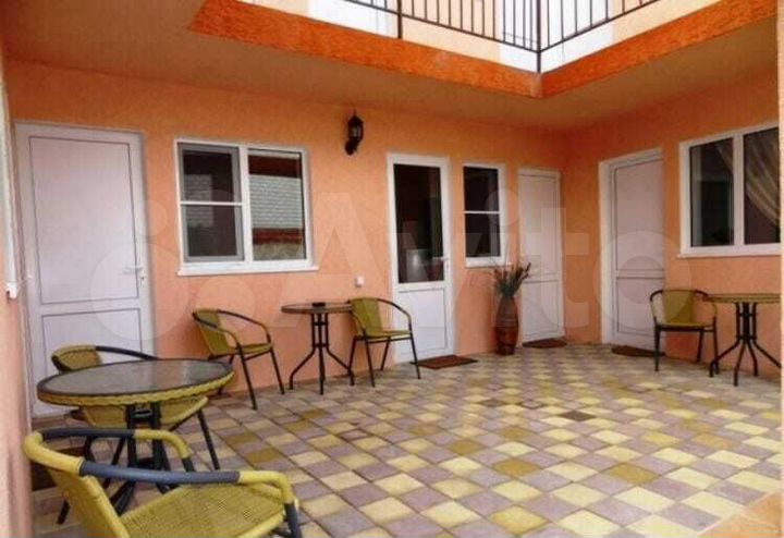 Гостиница, 400 м²