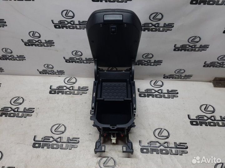 Центральная консоль Toyota Rav4 axah54L A25afxs