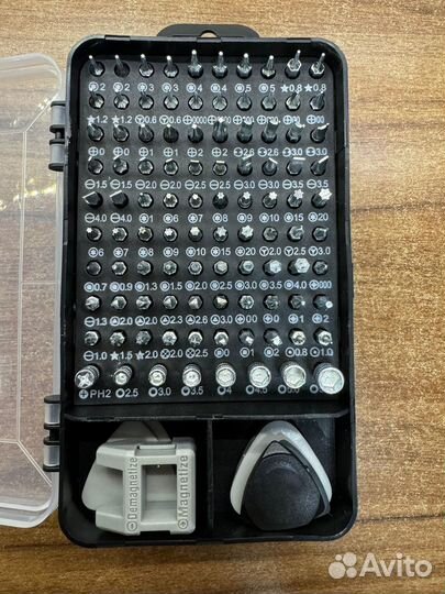 Набор иструментов для ремонта телефонов и часов