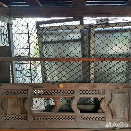 Дверь входная деревянная с коробкой б/у