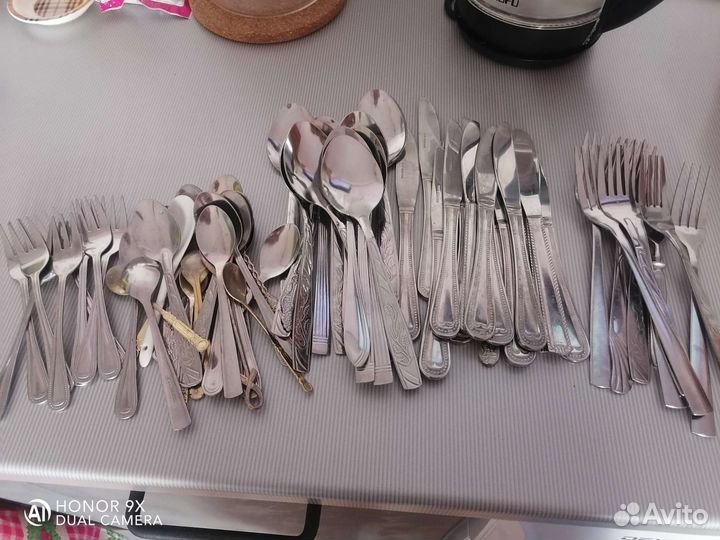 Столовые приборы