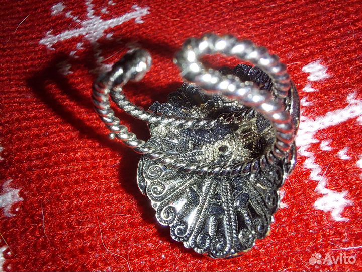 Серебряное кольцо с бирюзой