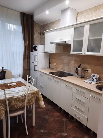 1-к. квартира, 64 м², 2/9 эт.