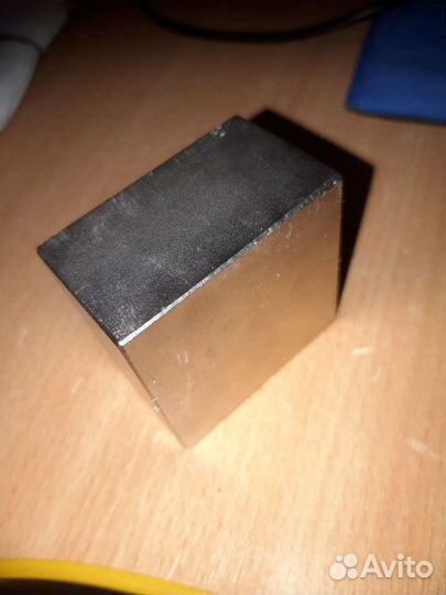 Продам магнит