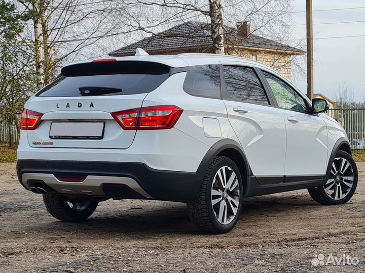 LADA Vesta Cross 1.6 CVT, 2021, 50 000 км