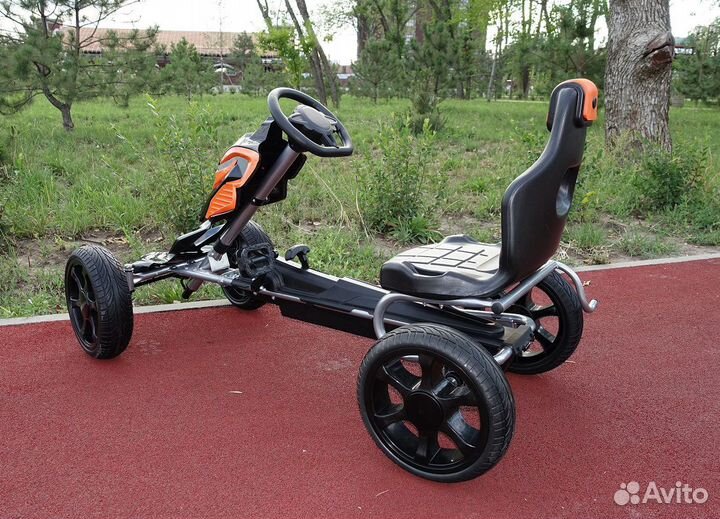 Детский веломобиль Megatron - педальная багги
