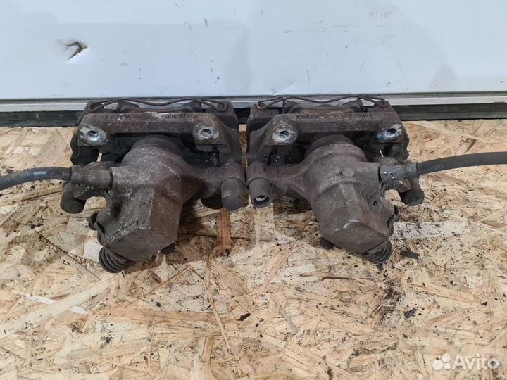 Задние тормозные суппорты Ford Focus 3