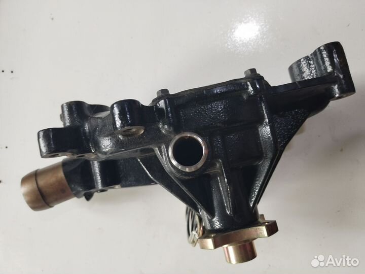 Помпа Mercruiser 8.1 liter 496 GM big block