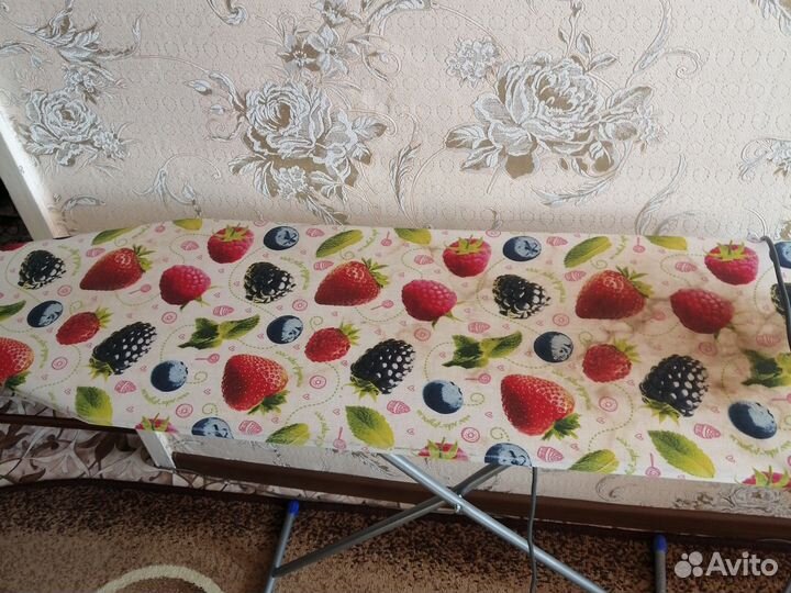 Гладильная доска с розеткой бу