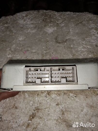 Блок управления АКПП Nissan Cube AZ10 CGA3