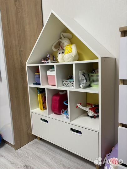 Стеллаж для игрушек домик