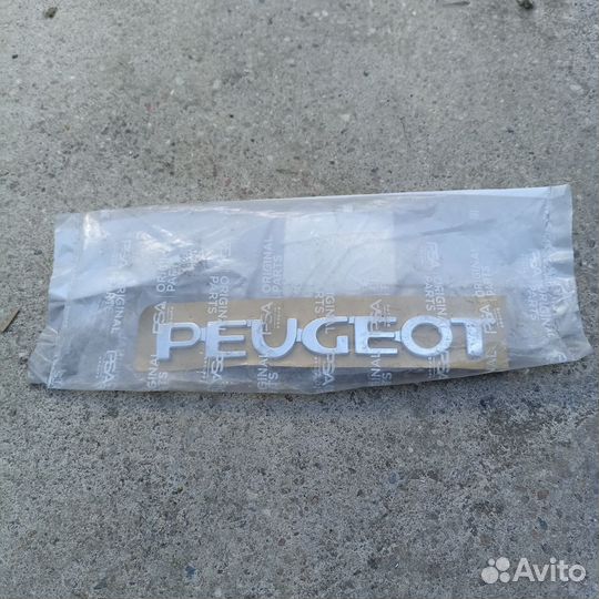 Peugeot надпись логотип монограмма