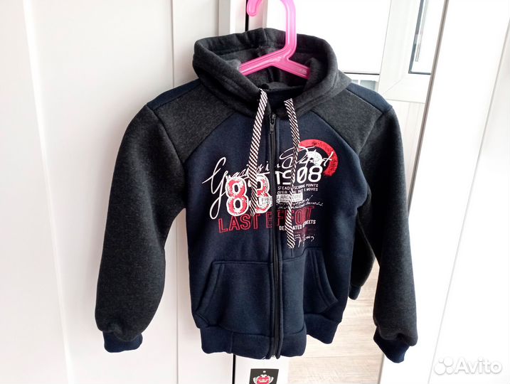 Толстовка детская (новая)