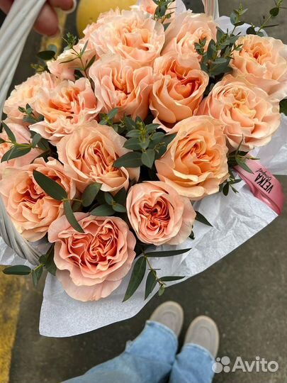 Букет из роз Корзина с розами