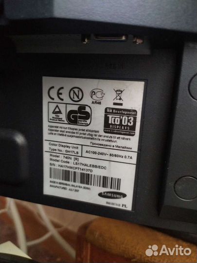 Монитор Samsung