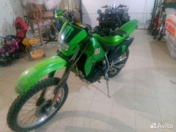 Продается мотоцикл Kawasaki KLR-250