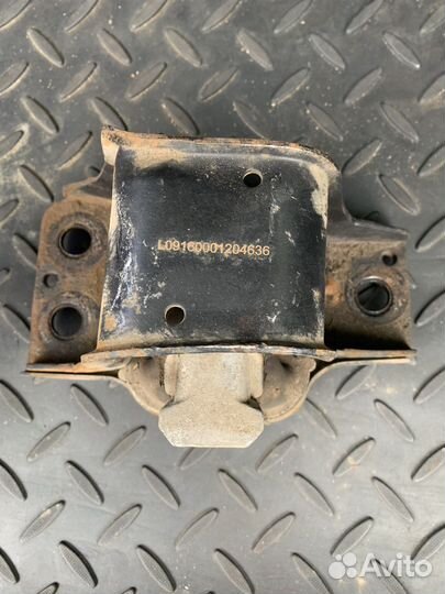 Опора двигателя renault megane 2