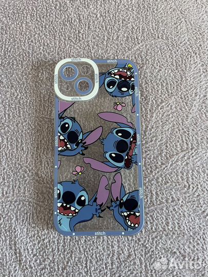 Чехол на iPhone 13