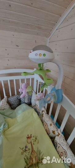 Детский мобиль в кроватку