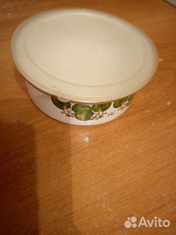 Продаётся мисочка металлическая