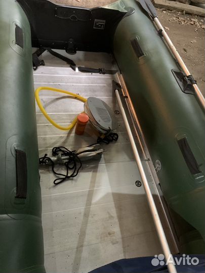 Лодка nissamaran tornado 320