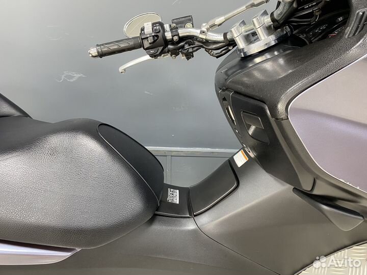 Максискутер Honda Forza 2005г.в