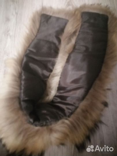 Меховой воротник песец