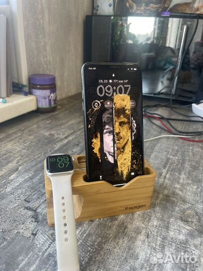 Подставка для iPhone и applewatch док станция