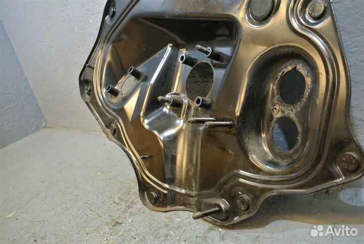 Моторный щит Opel Astra H / Family 2004