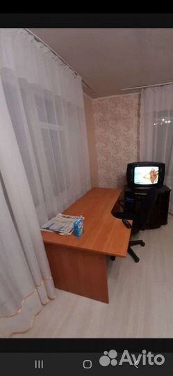 Продам компьютерный стол