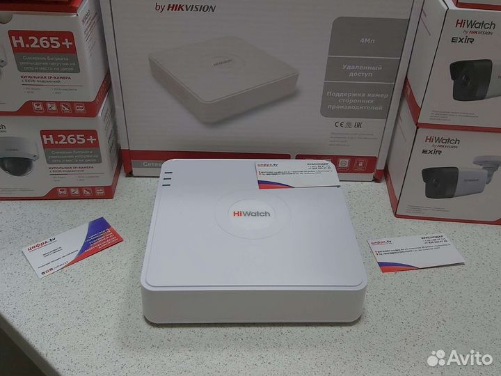 Видеорегистратор HiWatch DS-N208 8-ми канальный IP