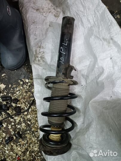 Передняя левая стойка Skoda Octavia A5 RS