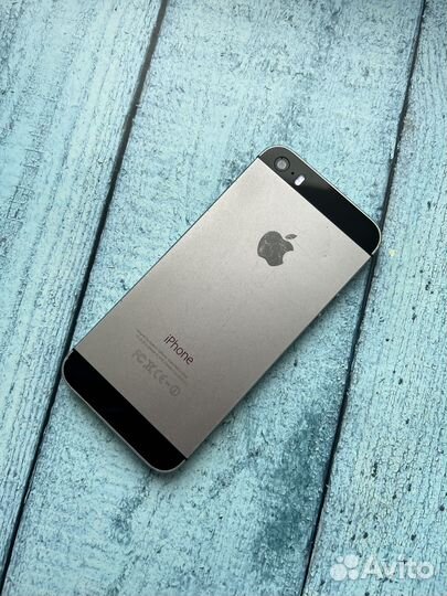 iPhone 5s 16гигов