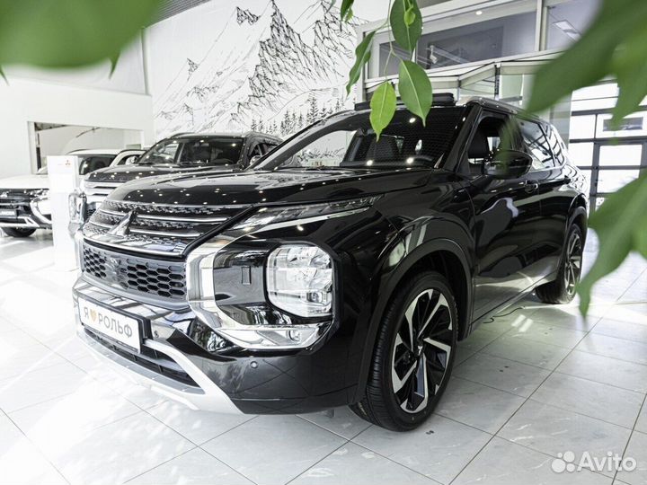 Mitsubishi Outlander 2.5 CVT, 2023