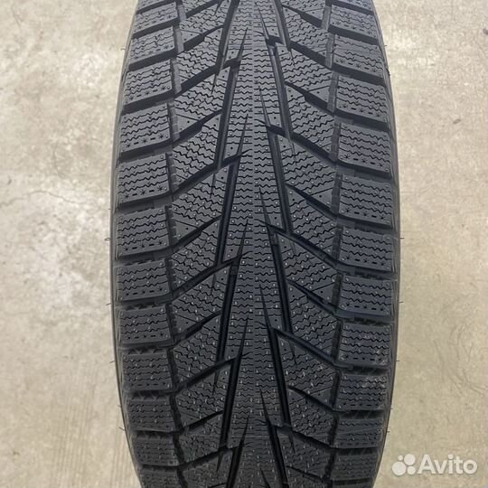 Hankook Winter I'Cept iZ 2 W616 185/65 R14 90T