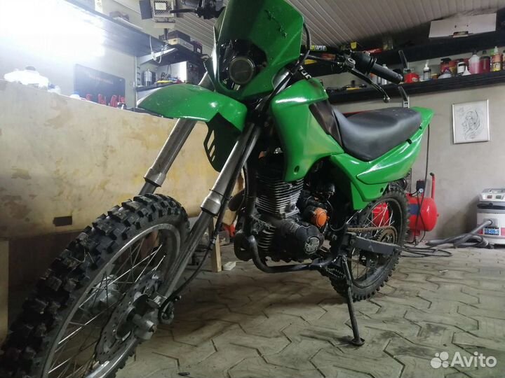 Racer panther 200