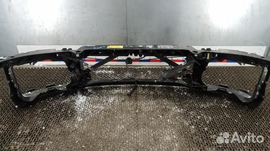 Передняя панель крепления облицовки (телевизор) land rover discovery 3 (2RT02G201)