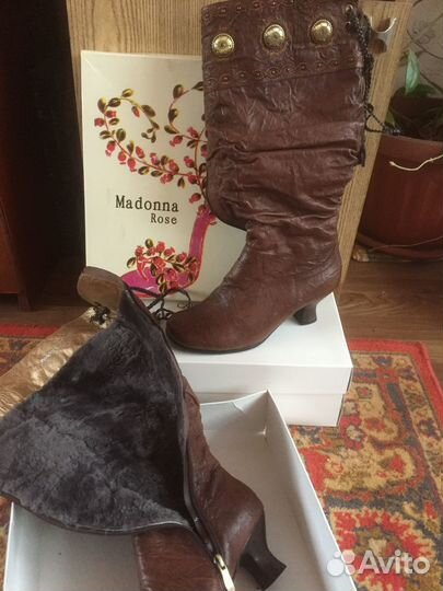 Продаю женские самоги 38 размер