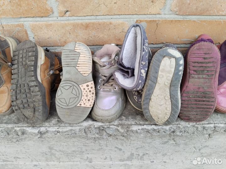 Ботинки девочка и мальчик