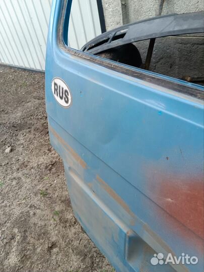 Задняя дверь на volkswagen transporter t4