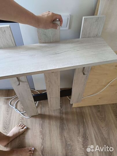 Вешалка настенная в прихожую