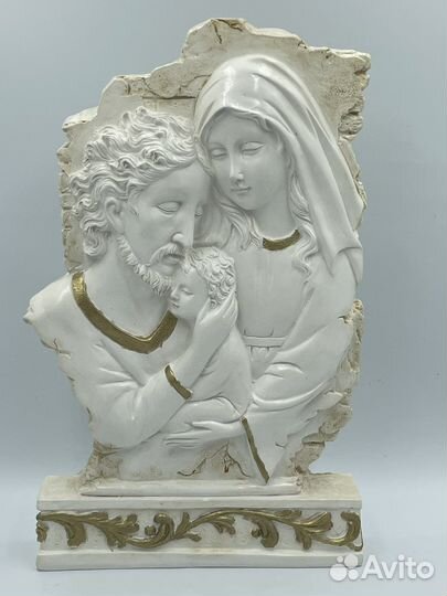 Статуетка,Святая семья''