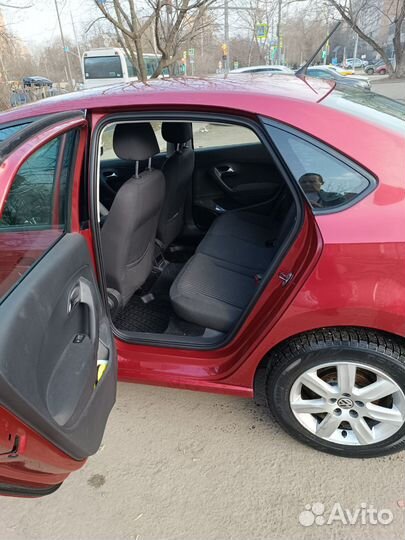 Volkswagen Polo 1.6 AT, 2015, 34 876 км